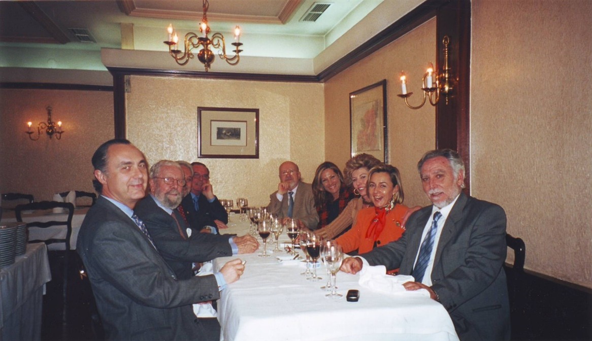 Elda, 25 años premiando la elegancia española. “La Mujer Mejor Calzada ...