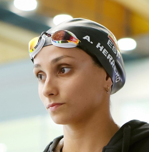 Alba Herrero consigue el oro en 200 metros libres en el Campeonato de Espa&ntilde;a de nataci&oacute;n