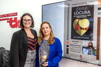 La eldense Ana Mar&iacute;a Juan presenta su nuevo libro "Dime, locura"