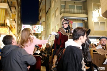 Multitudinaria visita de la Cartera Real