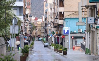 El Ayuntamiento apuesta por el comercio local con la campa&ntilde;a "Para mam&aacute;, un regalo made in Elda" 