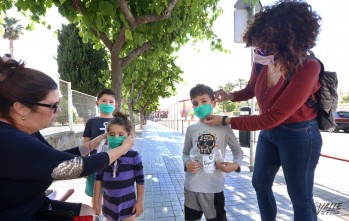 Los ni&ntilde;os de Petrer recibir&aacute;n mascarillas infantiles reutilizables