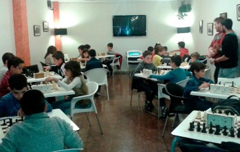 Segundo torneo de Ajedrez en la cafeter&iacute;a Antares