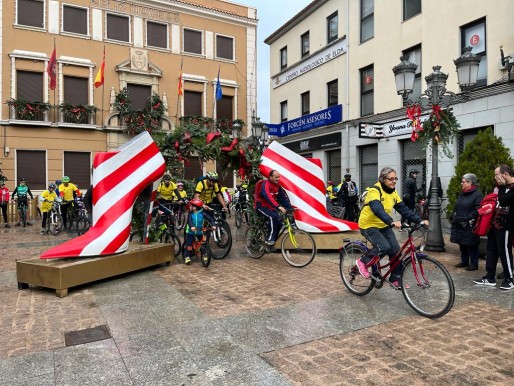 Las bicis vuelven a rodar para celebrar la Constituci&oacute;n y la democracia