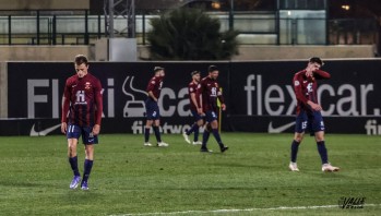 Ocho positivos obligan a aplazar el partido del Eldense este domingo
