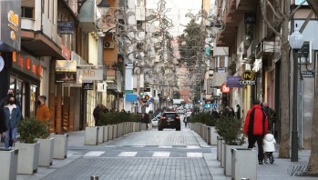 Los comercios cerrar&aacute;n a las 18 horas, clausuran los espacios deportivos y pedir&aacute;n adelantar el toque de queda a las 20 horas