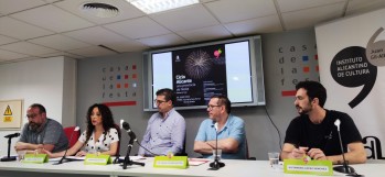 La expresidenta de las Fallas Isabel Villena ensalza la fiesta en un ciclo provincial