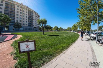 Nueva zona verde en la Avenida de Ronda de m&aacute;s de 2.300 metros cuadrados