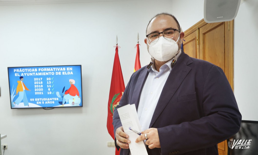 Cerca de 70 estudiantes de FP, estudios universitarios y academias han realizado prácticas en el Ayuntamiento Cerca de 70 estudiantes de FP, estudios universitarios y academias han realizado prácticas en el Ayuntamiento