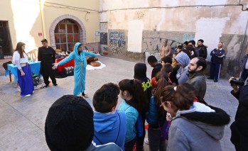 La ruta "La llave de Elda" comienza con una representaci&oacute;n de los propios alumnos
