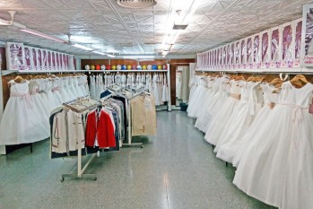 CorbisComuniones ofrece un amplio surtido de vestidos y trajes de Comuni&oacute;n