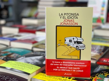 "La pitonisa y el idiota" de Jonas Jonasson