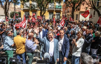 Ximo Puig: "Elda se ha sumado a la propuesta de que dos hijos ya sean familia numerosa"