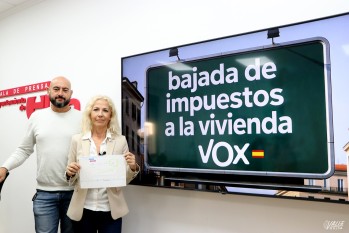 Vox propone aliviar la crisis habitacional y ampliar el horario de la piscina cubierta