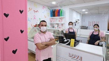 Love Helados, crepes salados y postres a domicilio