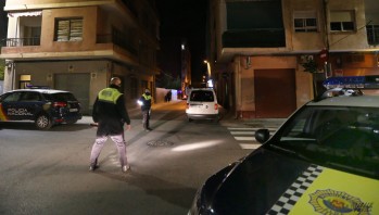 La Polic&iacute;a Local de Elda desaloja un cuartelillo donde se celebraba una fiesta de manera ilegal