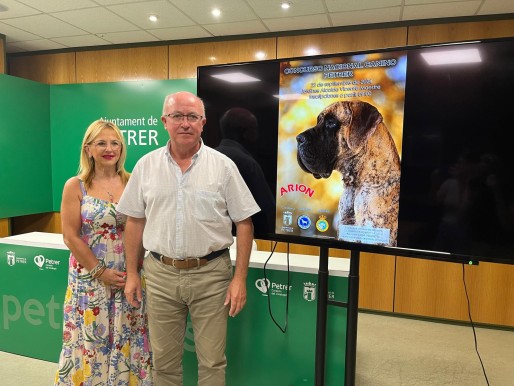 Un concurso canino en Petrer para todos los perros