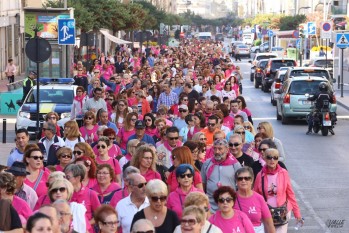 La marea rosa volver&aacute; a las calles de Elda y Petrer para pedir m&aacute;s investigaci&oacute;n contra el c&aacute;ncer 