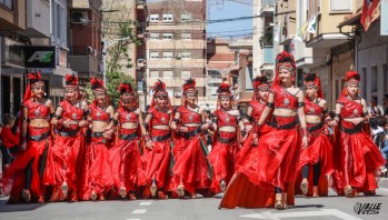 El Desfile Infantil llena de alegr&iacute;a las calles de Petrer