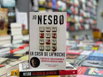 "La casa de la noche" de Jo Nesb&oslash;
