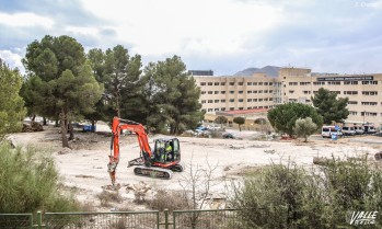 El nuevo aparcamiento del Hospital General de Elda va tomando forma
