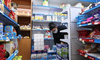 Las familias en riesgo de exclusi&oacute;n seguir&aacute;n recibiendo las becas de comedor