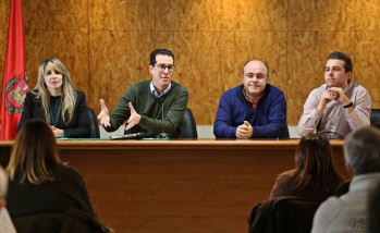 T&eacute;cnicos de Turismo de la Comunidad Valenciana visitan la ciudad para conocer el "D&iacute;a 37"