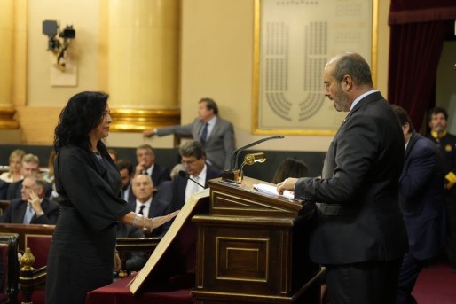 La eldense Loles Esteve toma posesi&oacute;n del cargo de senadora&nbsp;&nbsp;