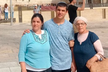 Sarah Israel, autora del libro Vasijas Reparadas: &ldquo;Desde Elda a Israel en busca de mis ra&iacute;ces&rdquo;