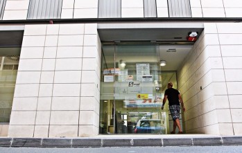 El paro baja en Elda en 169 personas en junio pero UGT alerta del "abuso" de la contrataci&oacute;n temporal