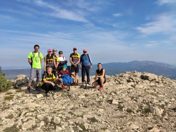 Zancadas sobre Ruedas sube una cumbre de 1.300 metros con una peque&ntilde;a de ocho a&ntilde;os
