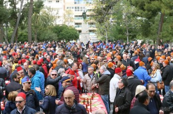 Multitudinario almuerzo festero para celebrar el  75 aniversario de Moros y Cristianos de Elda