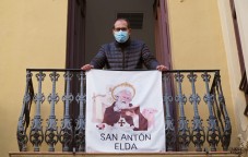 Invitan a decorar ventanas y balcones con la imagen de San Ant&oacute;n para conmemorar la Media Fiesta