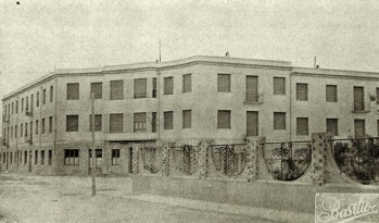 69 a&ntilde;os de la avenida Reina Victoria
