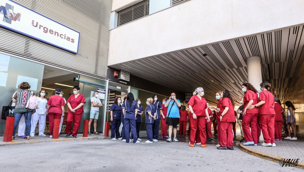 El PP denuncia el despido por Whatsapp de 249 sanitarios del Departamento de Elda cuando la pandemia sigue El PP denuncia el despido por Whatsapp de 249 sanitarios del Departamento de Elda cuando la pandemia sigue