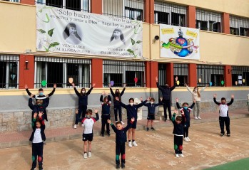 El colegio de las Carmelitas de Elda celebra los 130 a&ntilde;os de la Congregaci&oacute;n