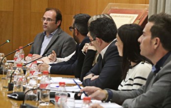 Eduardo Vicente afirma que IU no ha sido "leal" al criticar la situaci&oacute;n del funcionariado