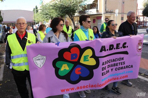 La marea azul por la diabetes vuelve a recorrer Elda