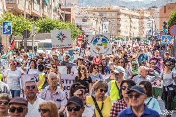 Cientos de personas se manifiestan el 1&ordm; de Mayo: &ldquo;Sin lucha organizada no hay avance para la clase obrera&rdquo;