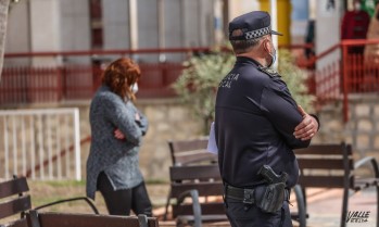 Disuelven una fiesta con m&aacute;s de 80 menores consumiendo alcohol en Petrer