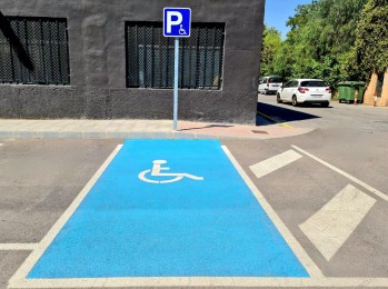 Elda ha entregado m&aacute;s de 300 tarjetas de estacionamiento para personas con movilidad reducida