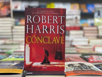 "C&oacute;nclave" de Robert Harris