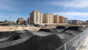 Elda ya construye el "pumptrack" para bicicletas de monta&ntilde;a m&aacute;s grande de Espa&ntilde;a