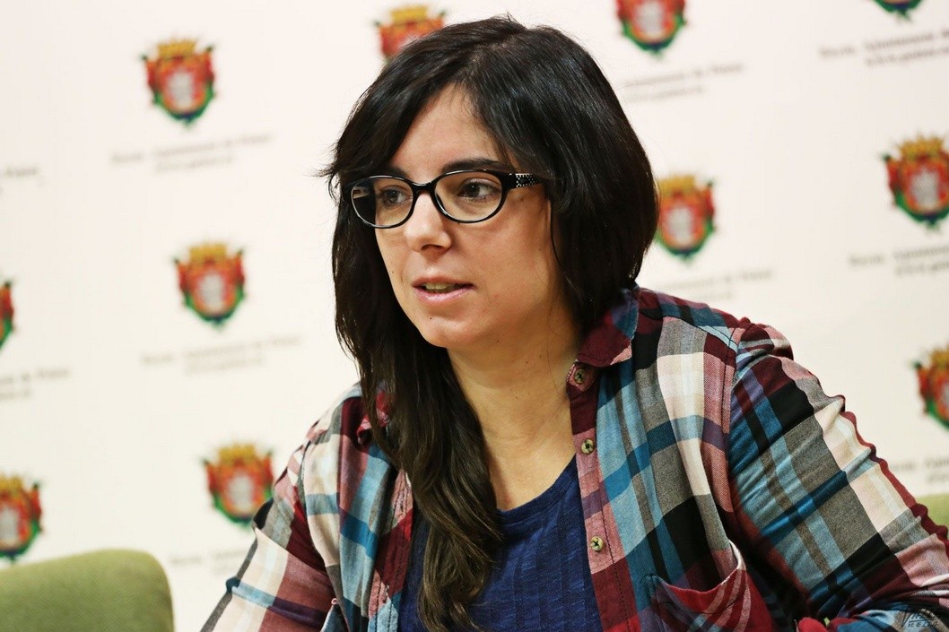 Neus Pineda de Podemos Petrer representar&aacute; al consejo ciudadano auton&oacute;mico en Valencia