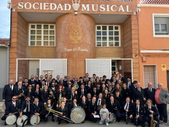 La Asociaci&oacute;n Virgen del Remedio de Petrer dio la bienvenida a ocho nuevos m&uacute;sicos