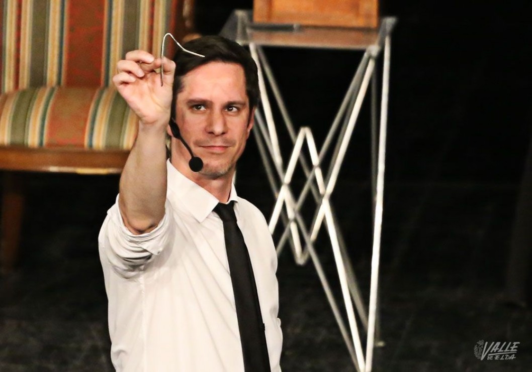 Toni Bright, mentalista que actúa en el Teatro Cervantes: "No hay buen mentalista si no es psicólogo" Toni Bright, mentalista que actúa en el Teatro Cervantes: "No hay buen mentalista si no es psicólogo"