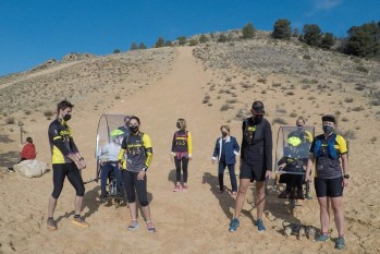 Zancadas sobre Ruedas celebra el D&iacute;a de la Mona con una salida al Arenal