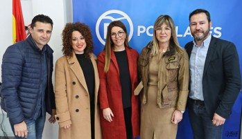 El PP presenta una renovada lista para las elecciones municipales de Elda