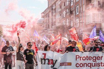 El Primero de Mayo re&uacute;ne a cerca de un millar de personas en Elda y Petrer