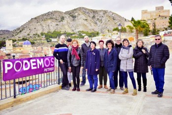 Podemos Petrer presenta una renovada lista para las elecciones municipales